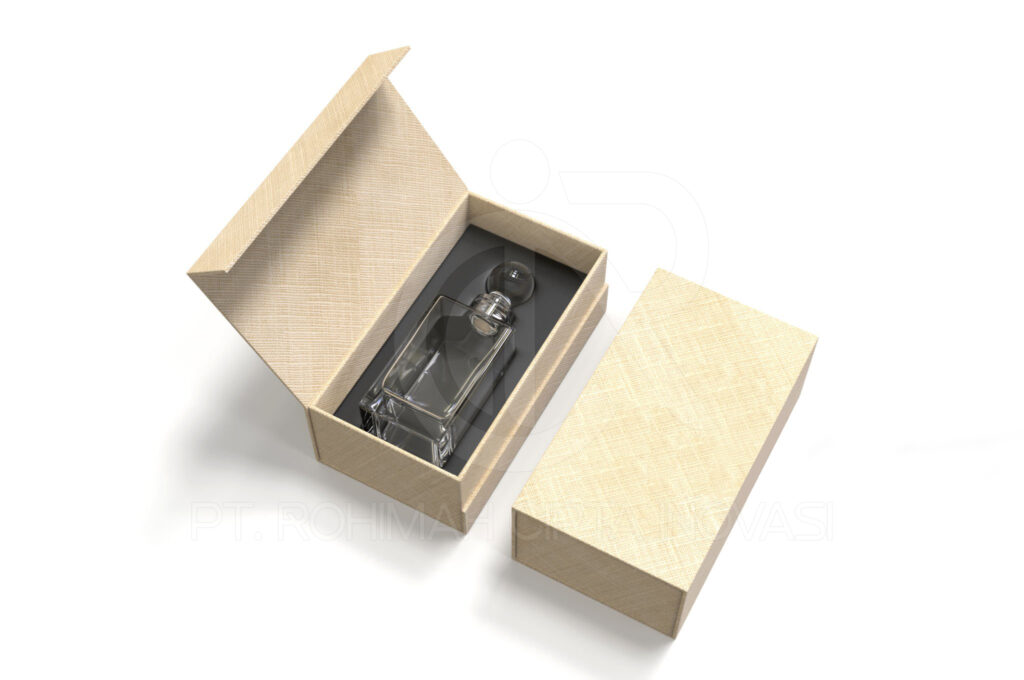 Whiskey decanter bottle Gift Box for branding and mock up.